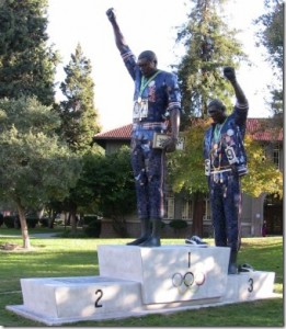 tommie-smith-john-carlos-san-jos-state-university-statue2a-thumb-261x300.jpg